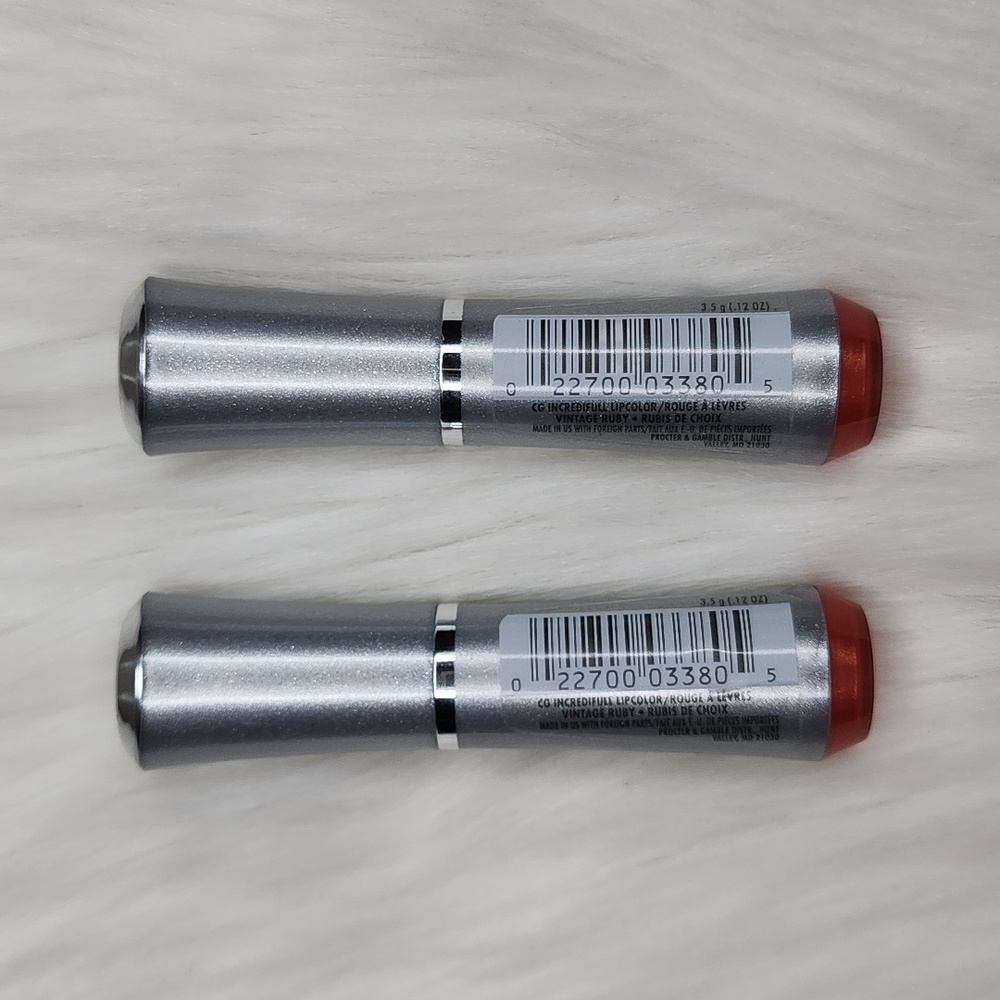 2 CoverGirl Makeup Lipsticks Incredifull Lip Color Limited Edition Vintage Ruby